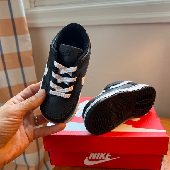 Size 7c kids Nike dunks brand new! - Picture 4 of 7